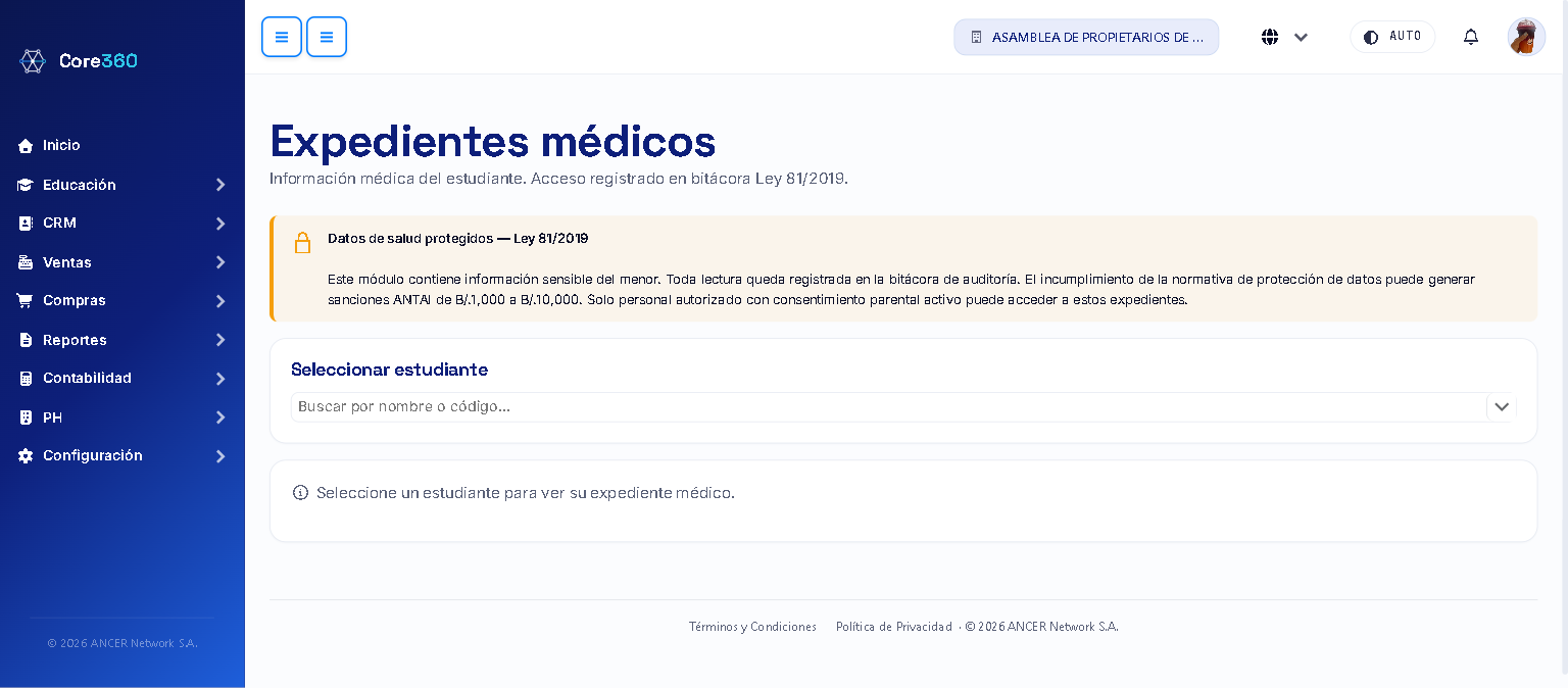 Pantalla de expedientes médicos con el aviso de privacidad y el selector de estudiante